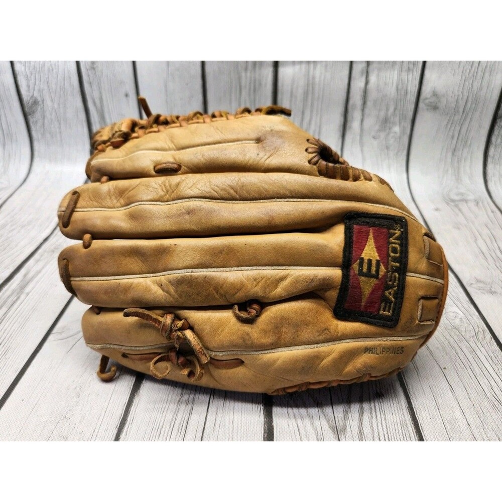 Easton Competitor Series EX1280 RHT 12 3/4" Baseball Glove Oil Injected Leather